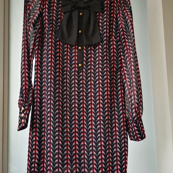 Women's MAX C Dress - Size Medium - Picture 2 of 6